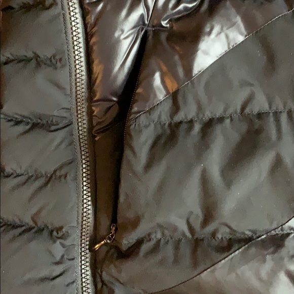 Lululemon puffer jacket - Picture 8 of 8